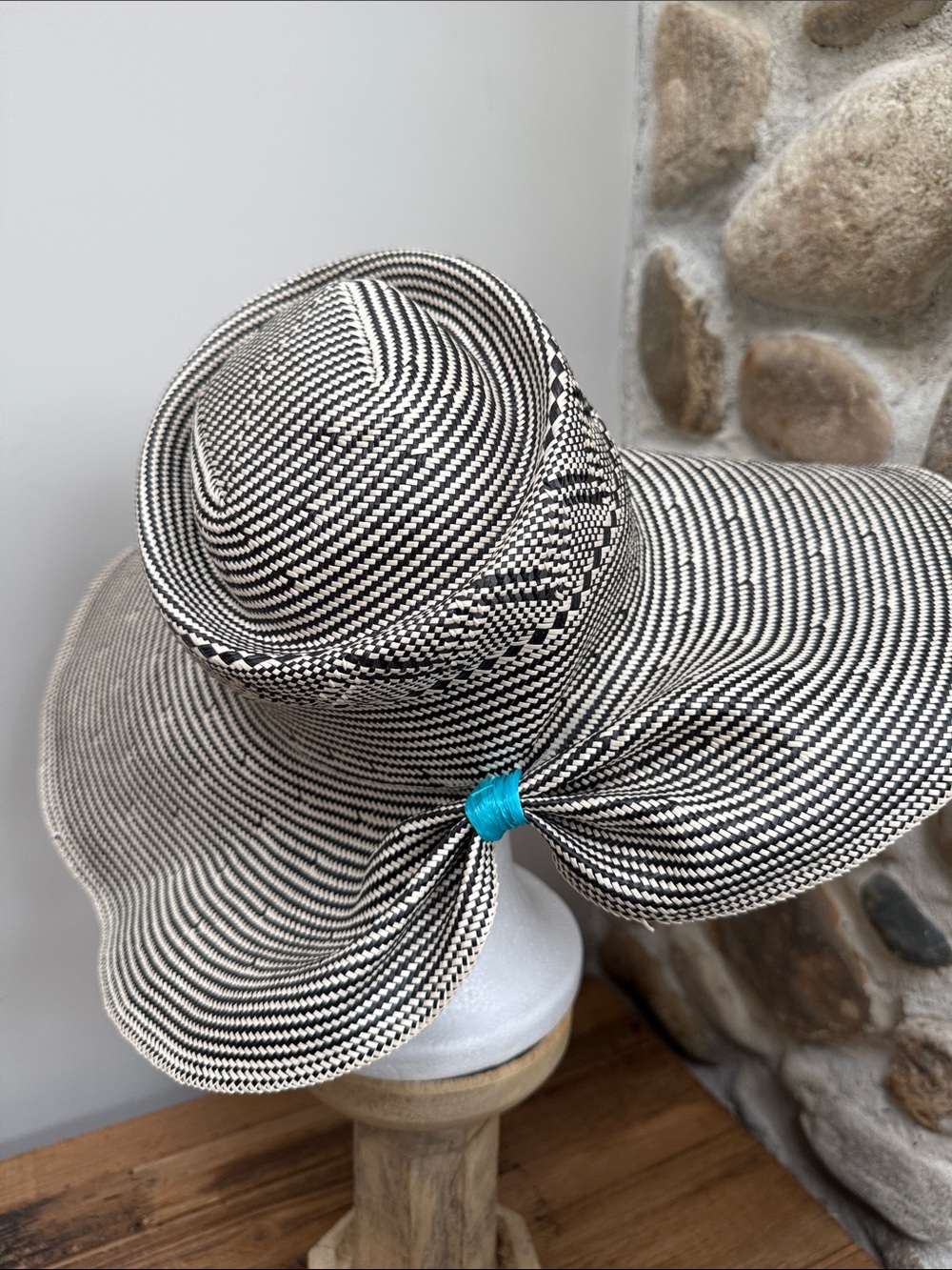 Jennifer Ouellette Paraiso Wide Brim Sun Hat - Picture 2 of 10